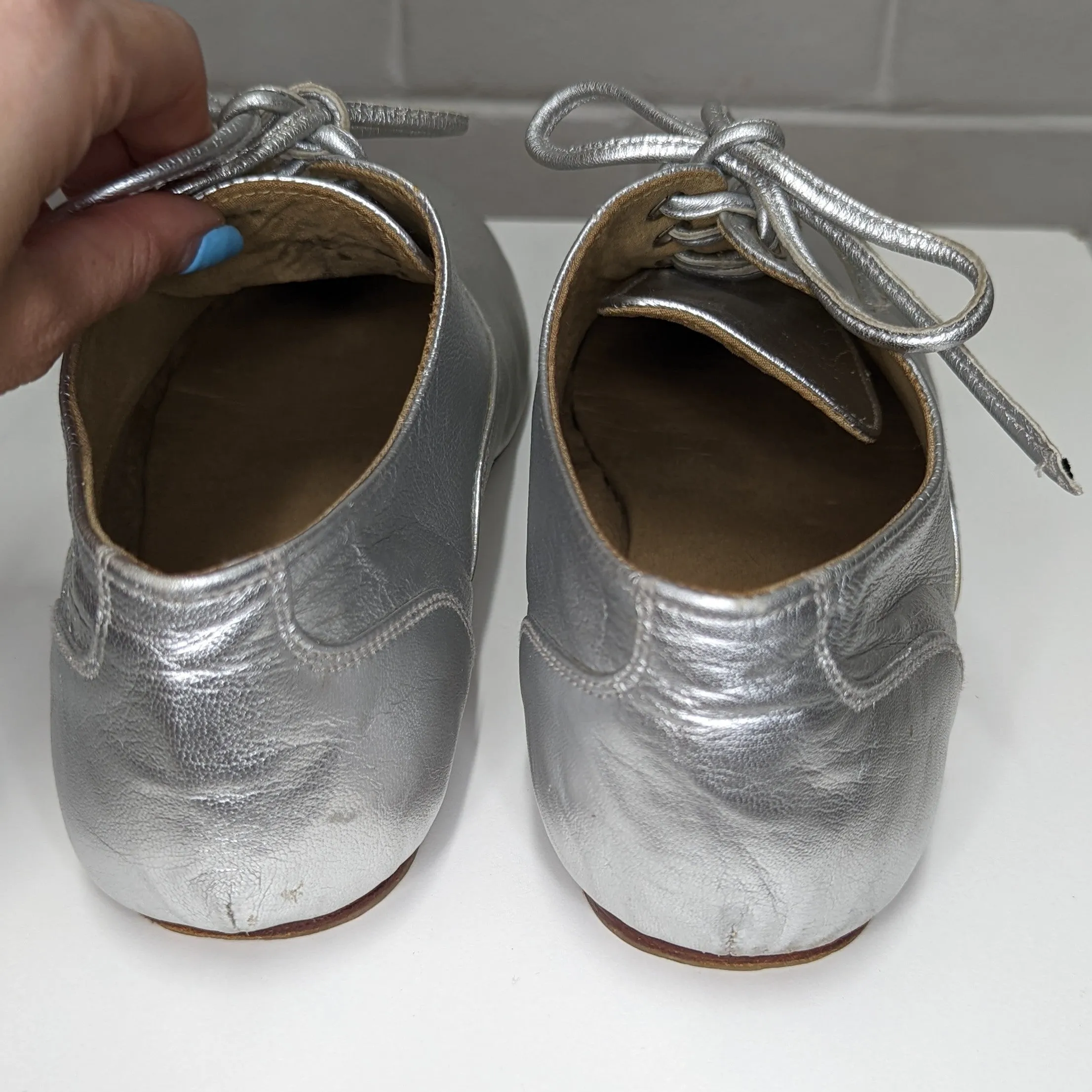 LUXE Silver Leather Lace-up Shoes