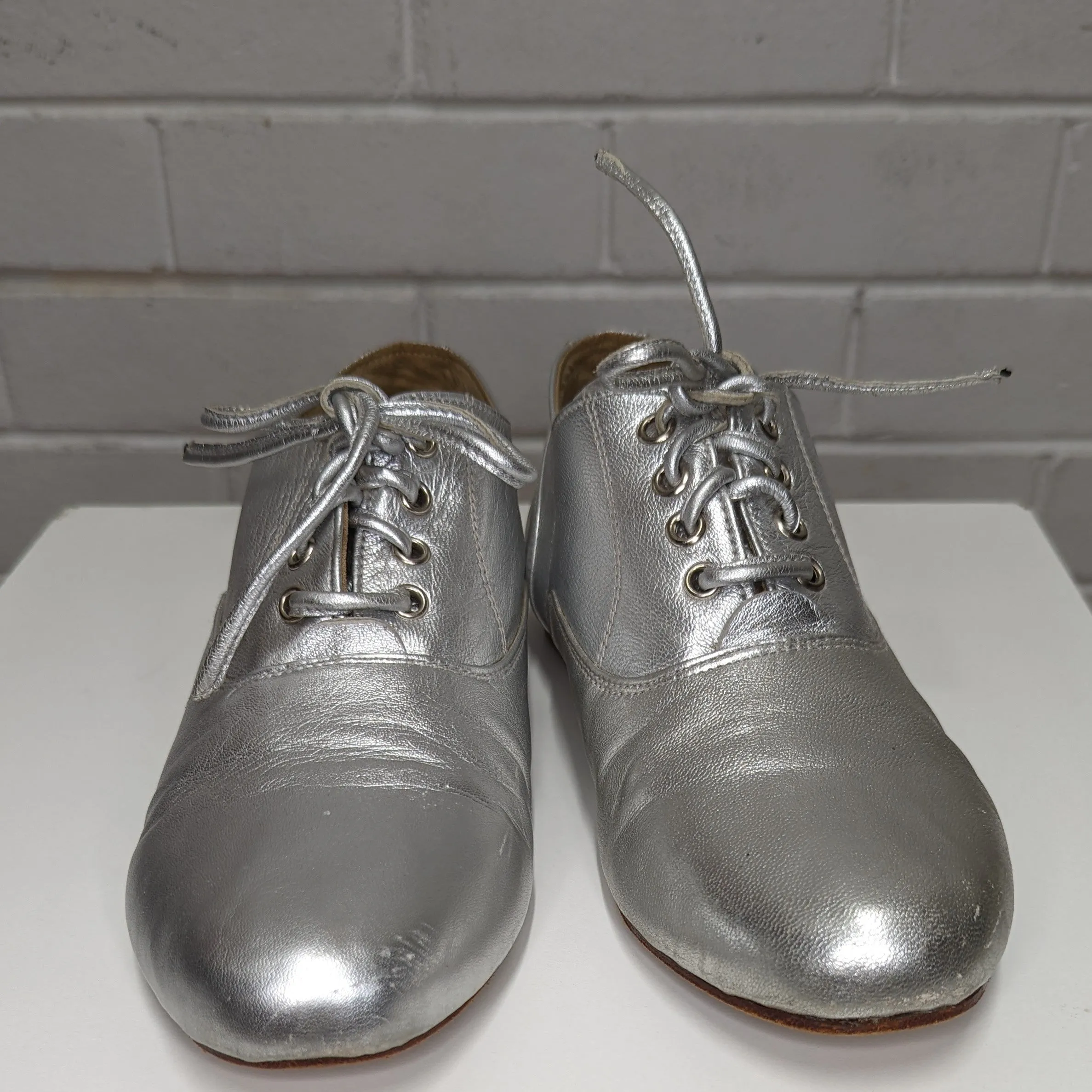 LUXE Silver Leather Lace-up Shoes